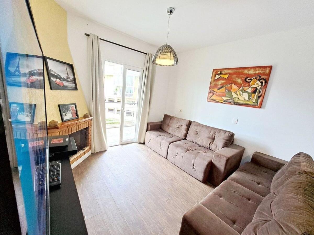 Apartamento Charmoso Com Lareira Campos do Jordão Esterno foto