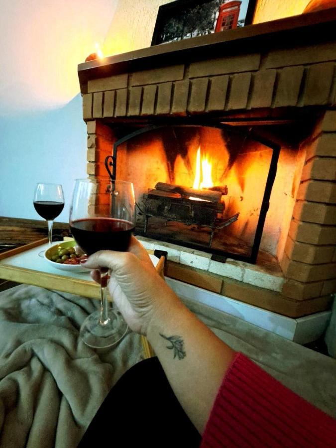 Apartamento Charmoso Com Lareira Campos do Jordão Esterno foto