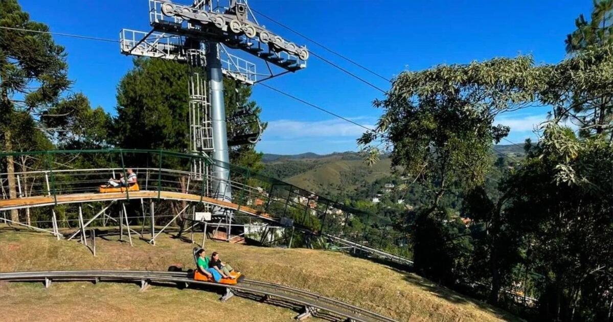 Apartamento Charmoso Com Lareira Campos do Jordão Esterno foto