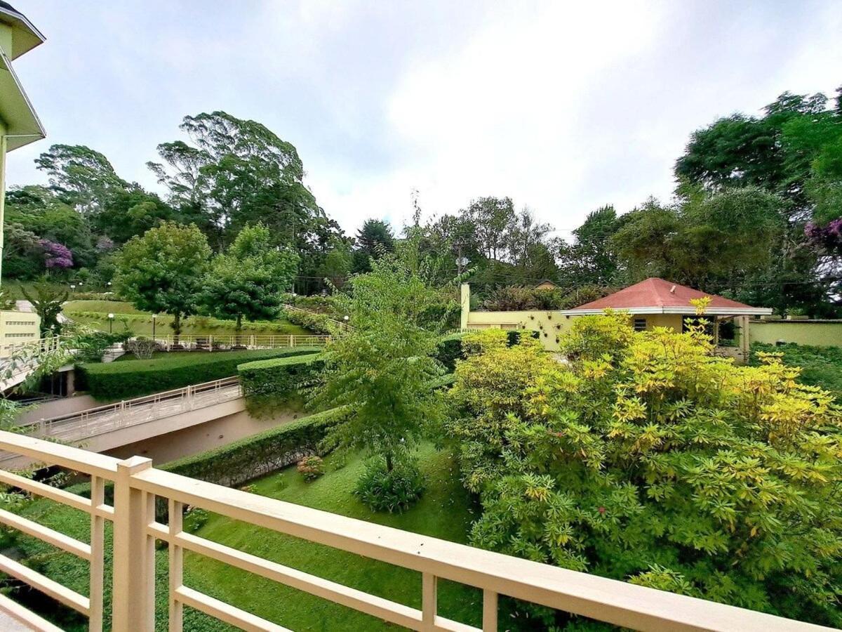 Apartamento Charmoso Com Lareira Campos do Jordão Esterno foto